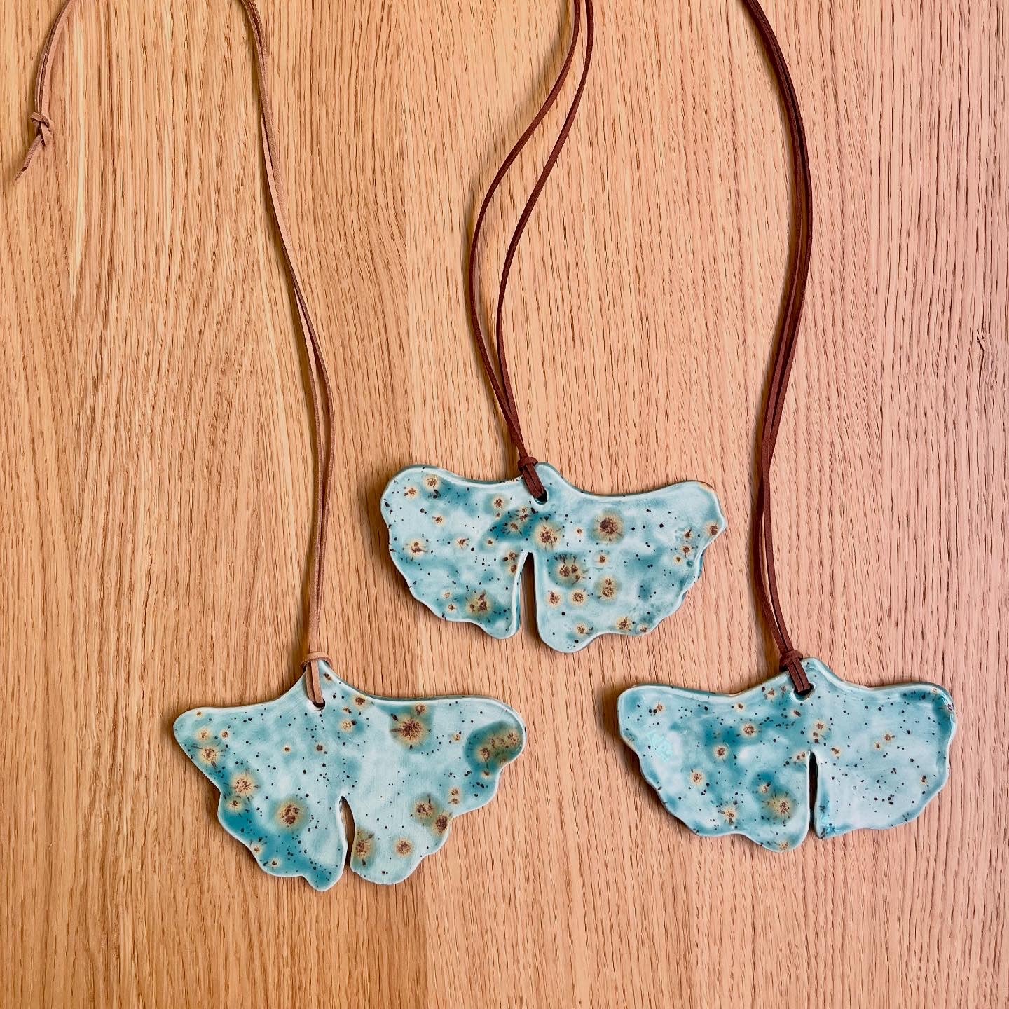 Collana con ciondolo FOGLIA di GINKGO
